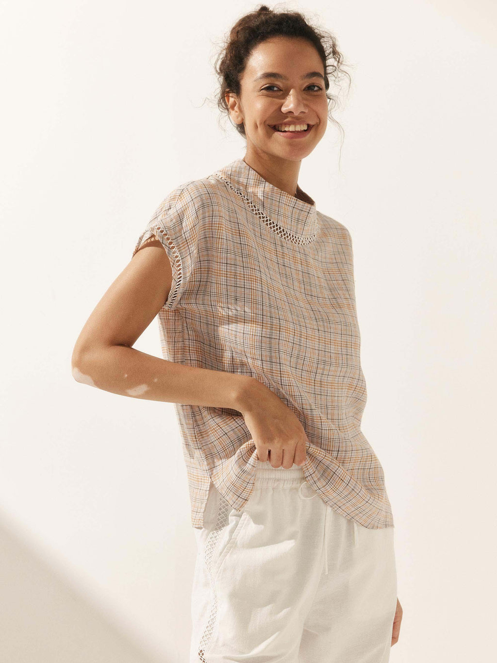 Linen Cutout Turtleneck Top QUINN