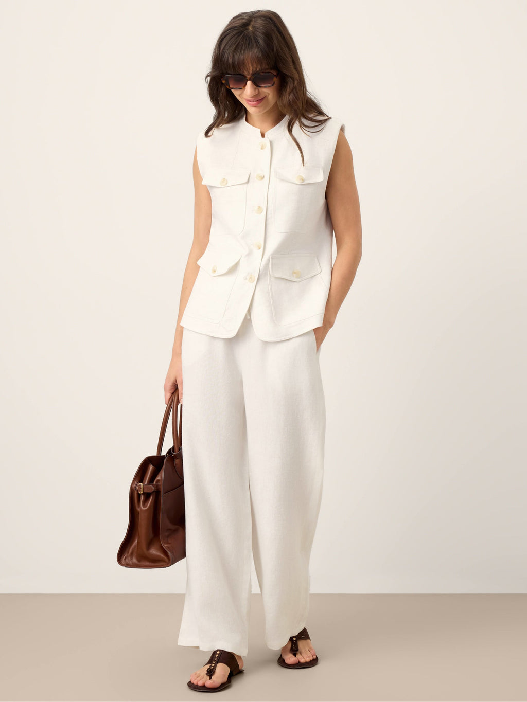 Linen Four-Pocket Tailored Sleeveless Vest COSIMA