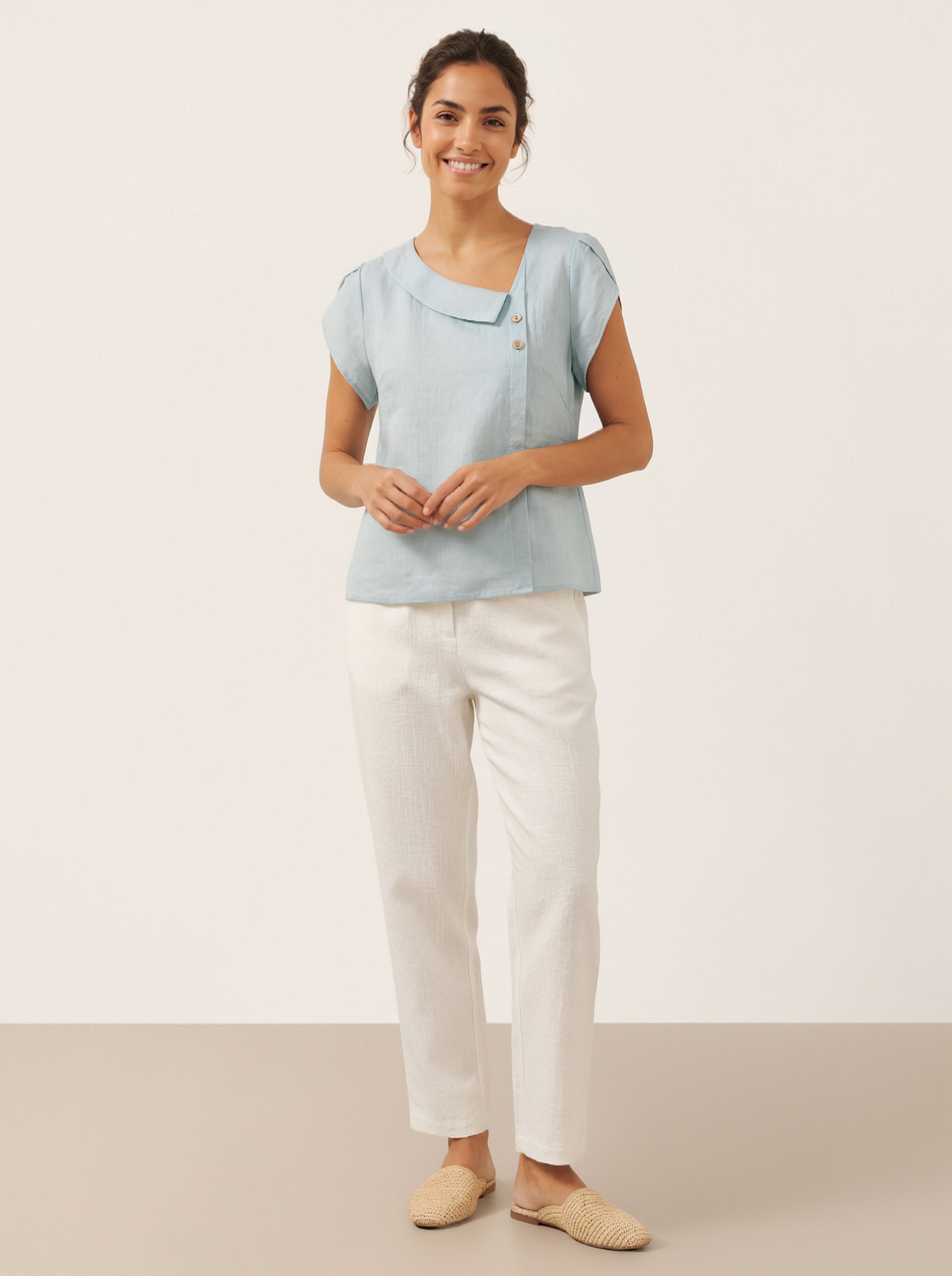 100% Linen Crescent Collar Flutter Sleeve Top FARA