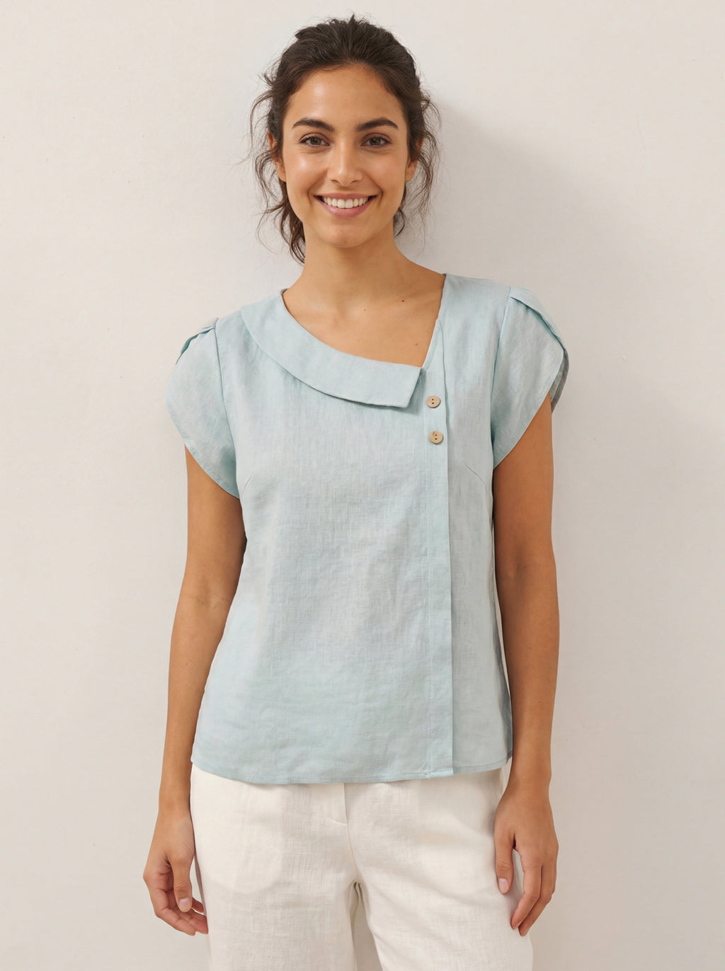 100% Linen Crescent Collar Flutter Sleeve Top FARA