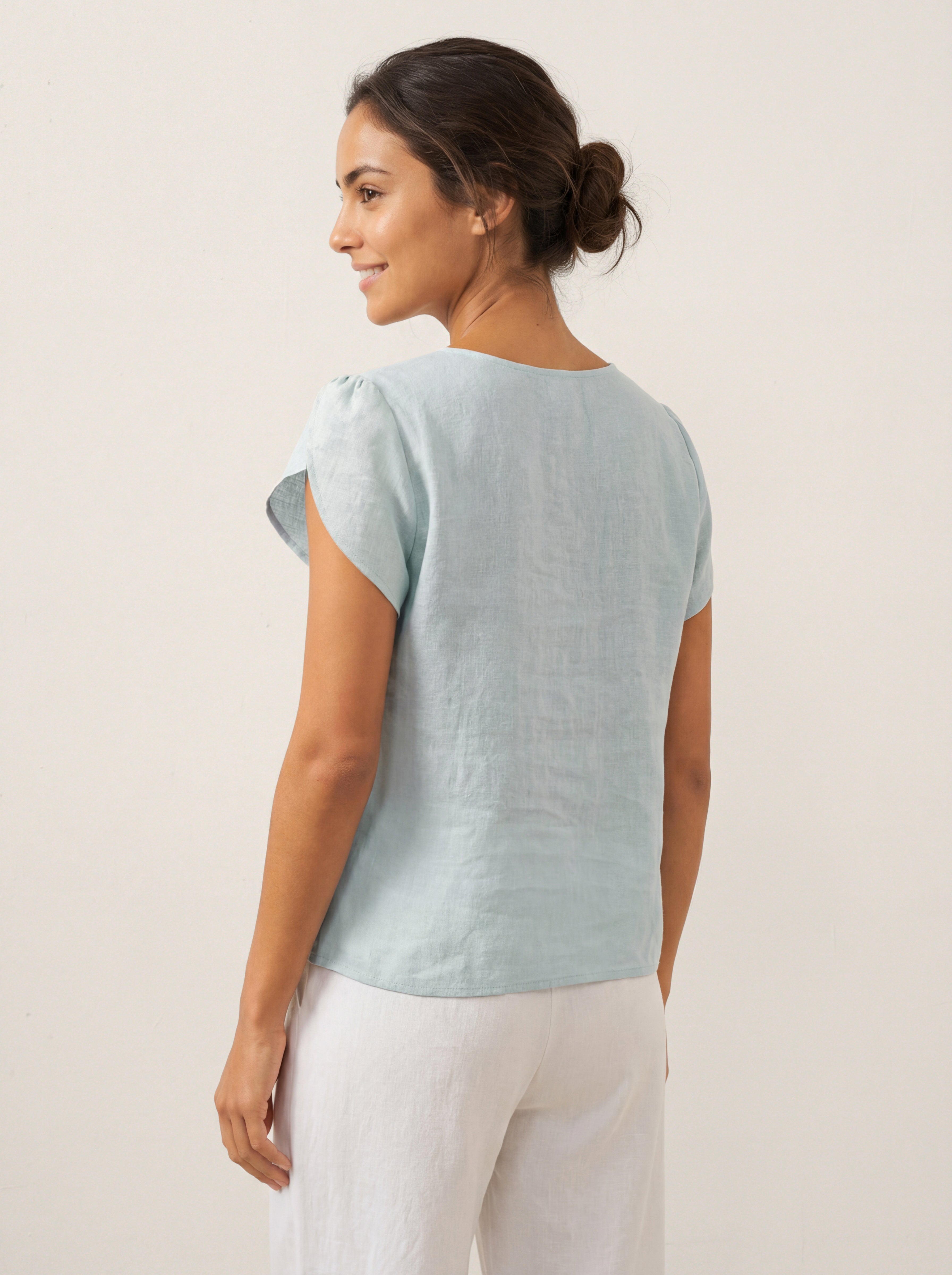 100% Linen Crescent Collar Flutter Sleeve Top FARA