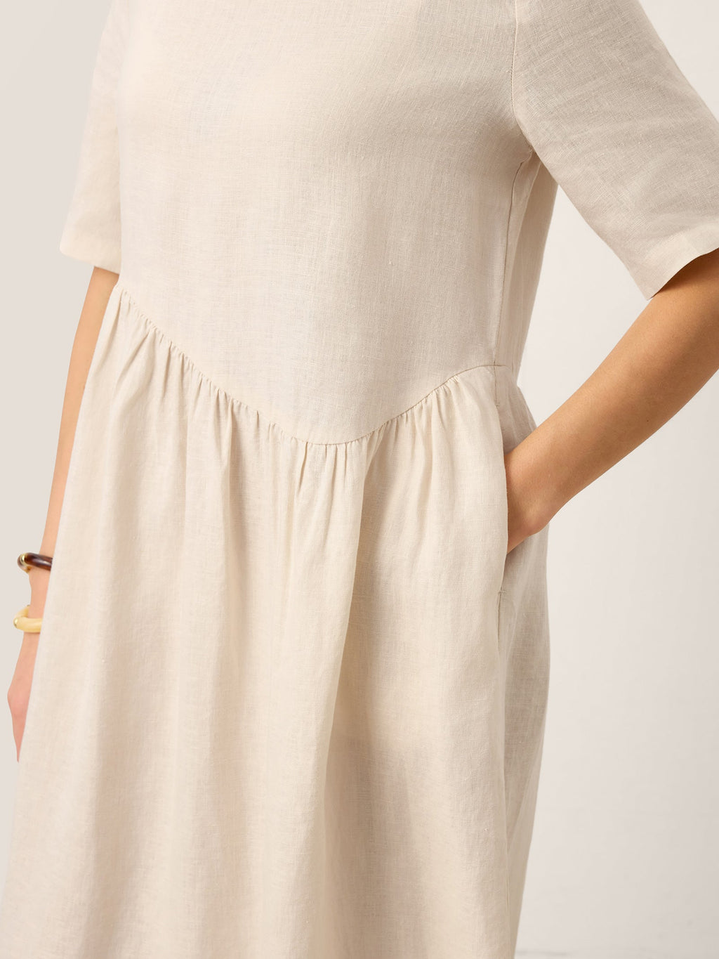 100% Linen Arch-Seam Fluid Midi Dress EUDORA