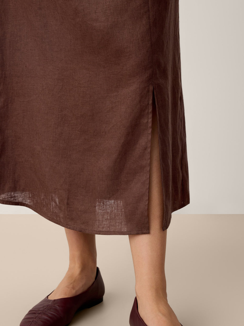 100% Linen Twist-Waist Slit Skirt LIVANA