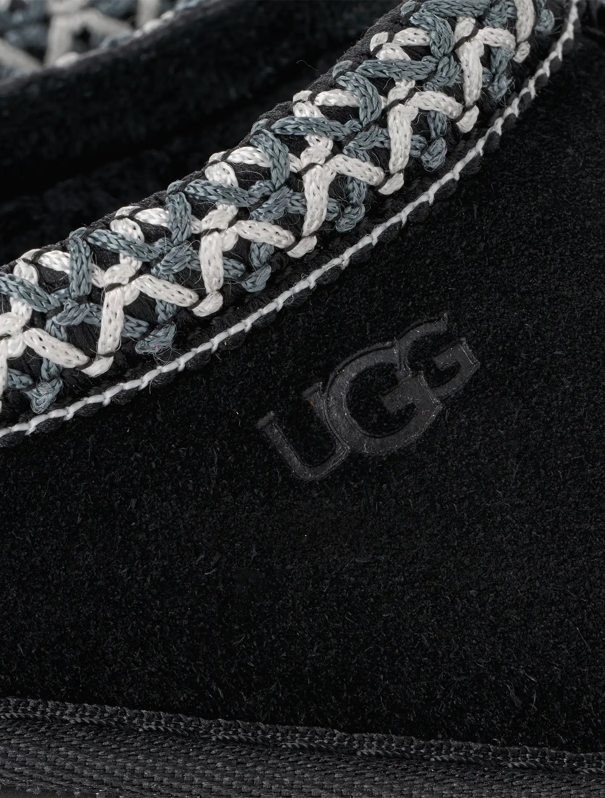 UGG (PS) Tasman II - Black