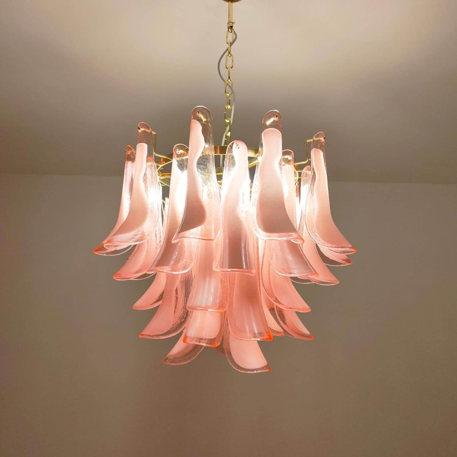 Xiravo Chandelier