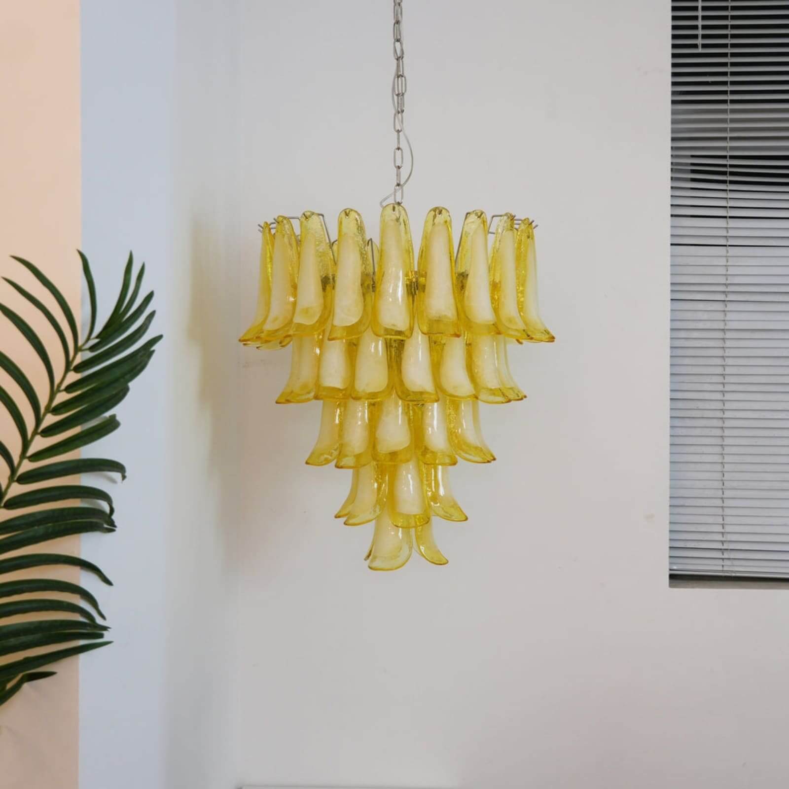 Pergi Chandelier