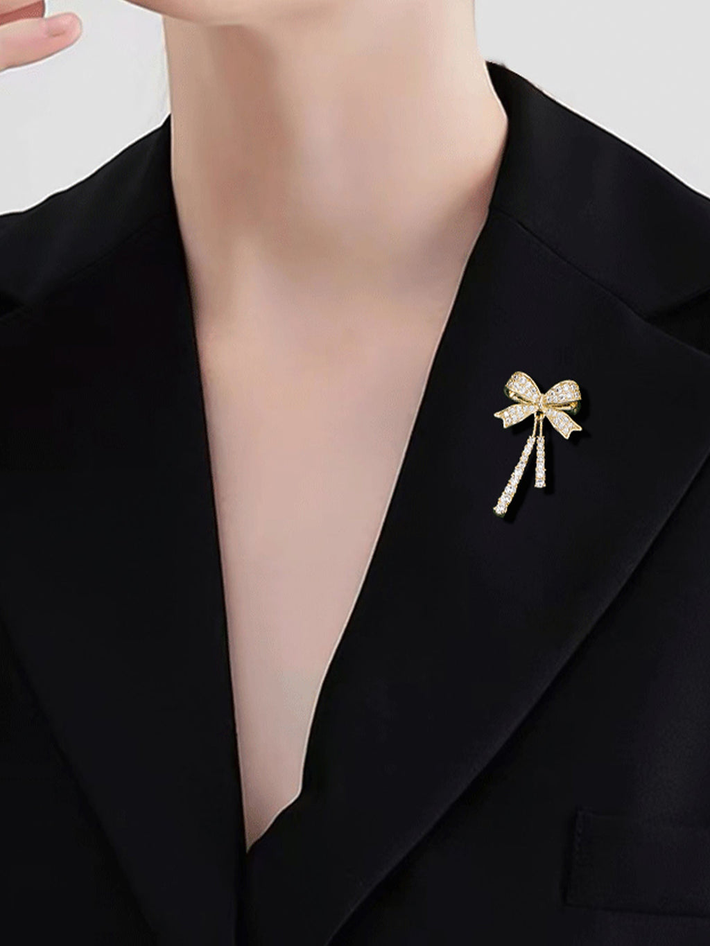Alloy & Crystal Bow Fringed Mini Brooch