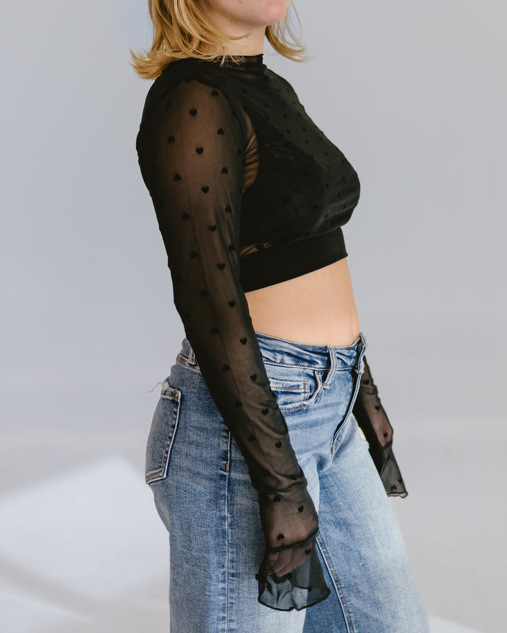 Heart Mesh Mock Neck Halftee