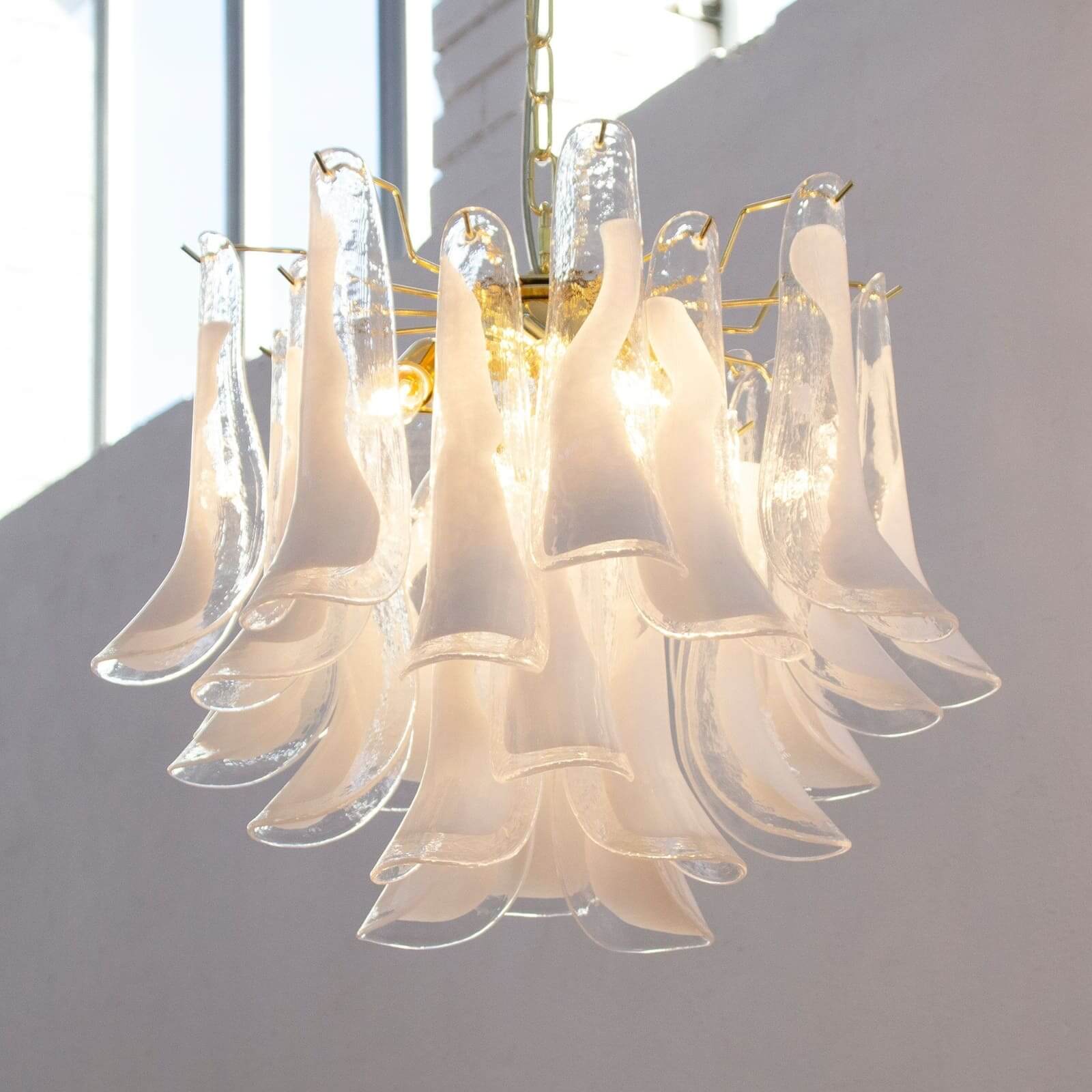 Xiravo Chandelier