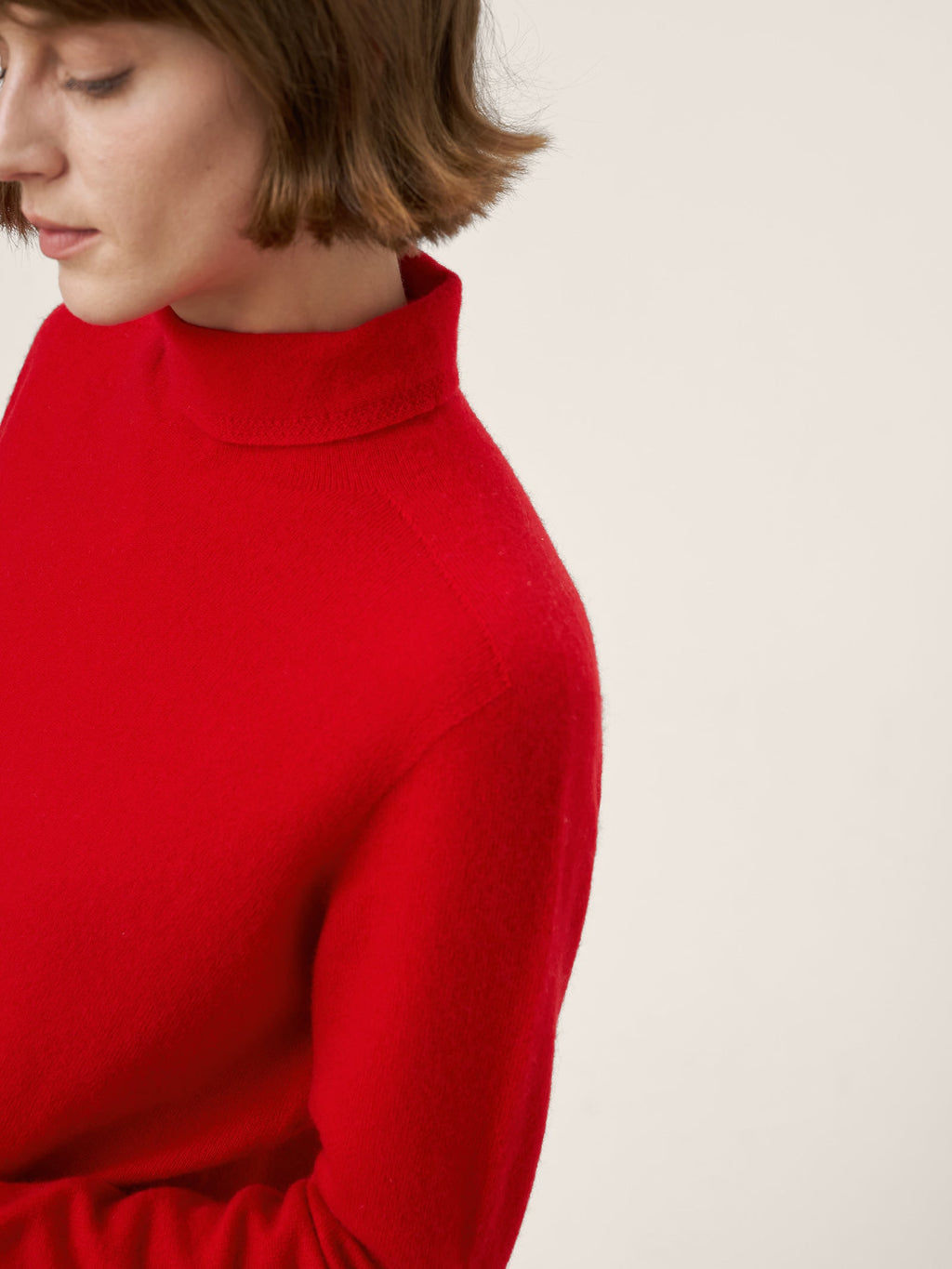 Premium Cashmere Blend Hand-Finished Seamless Turtleneck Knit Top TOVE