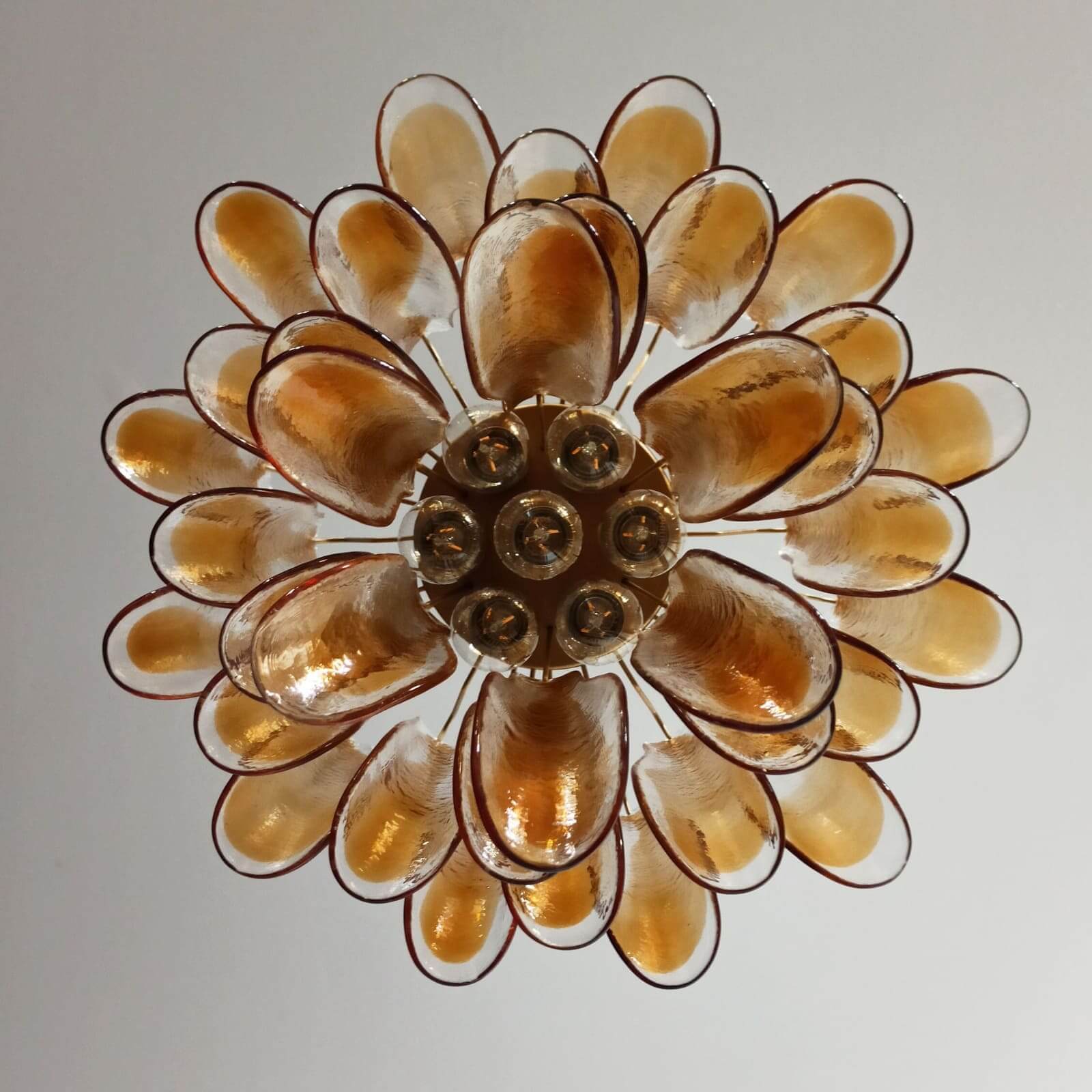 Xiravo Chandelier