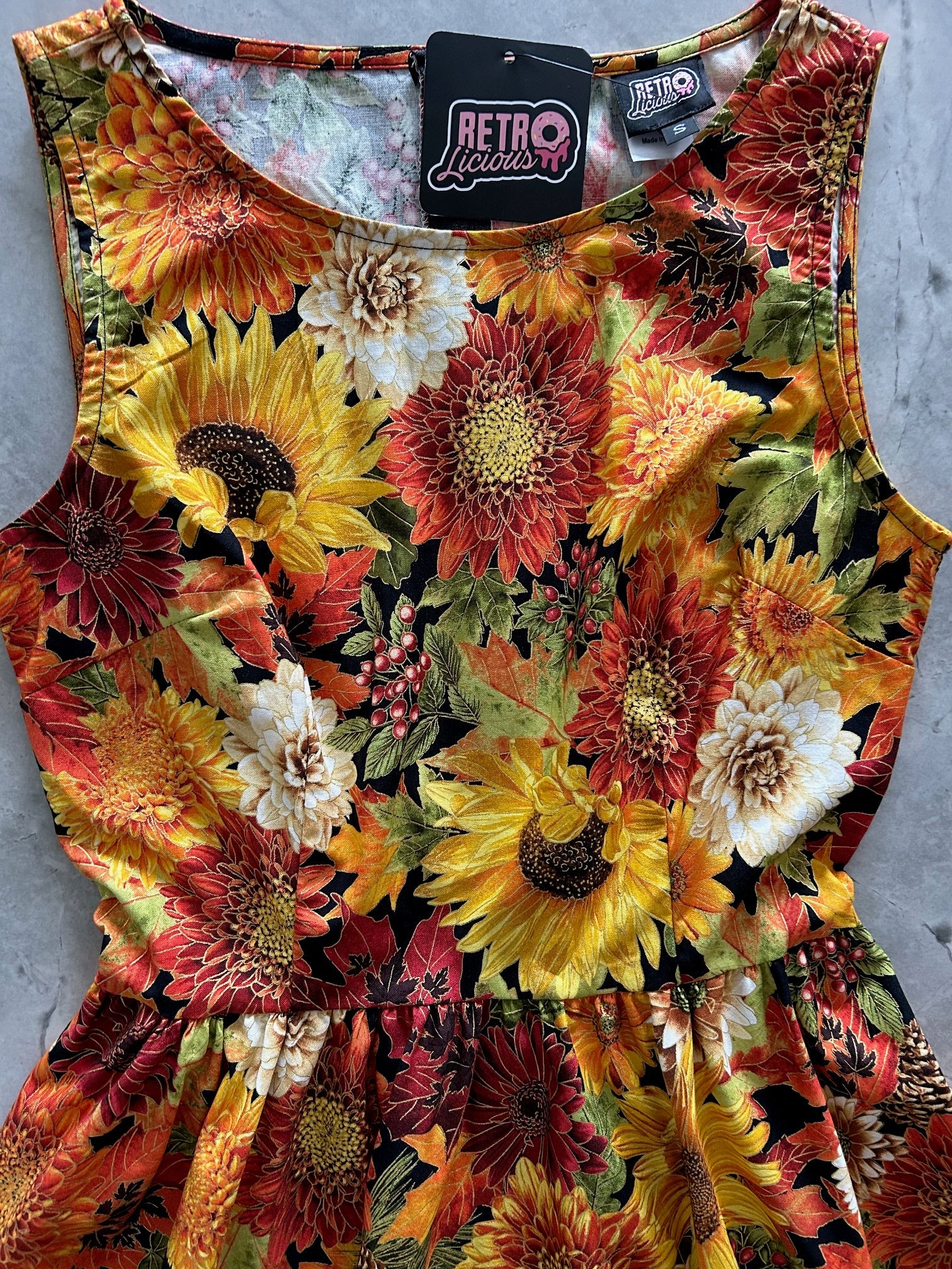 Sunflower Floral Vintage Dress - Medium only