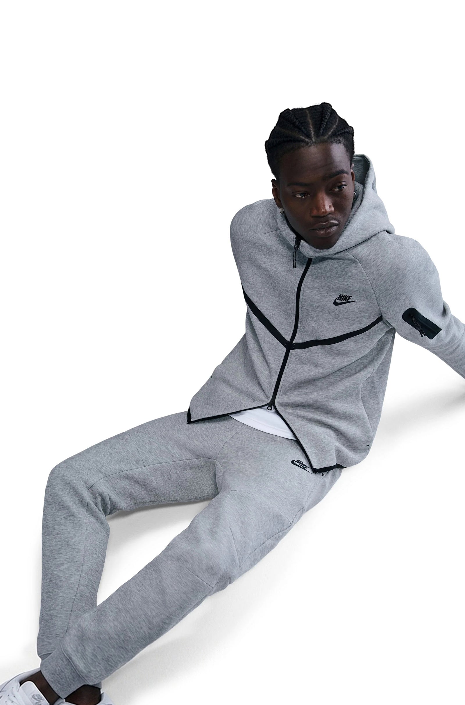 Nike Mens Tech Fleece Joggers - Heather Grey