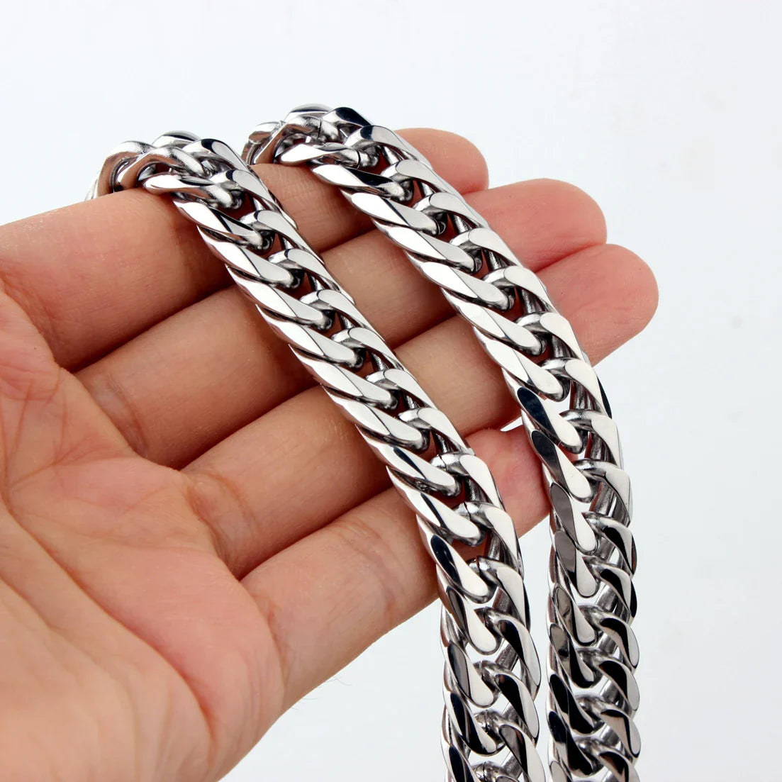 chunky silver necklace