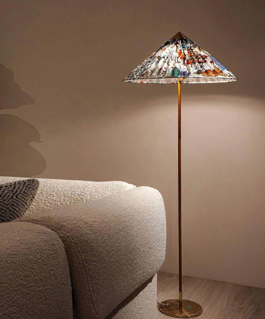9602 Floor Lamp