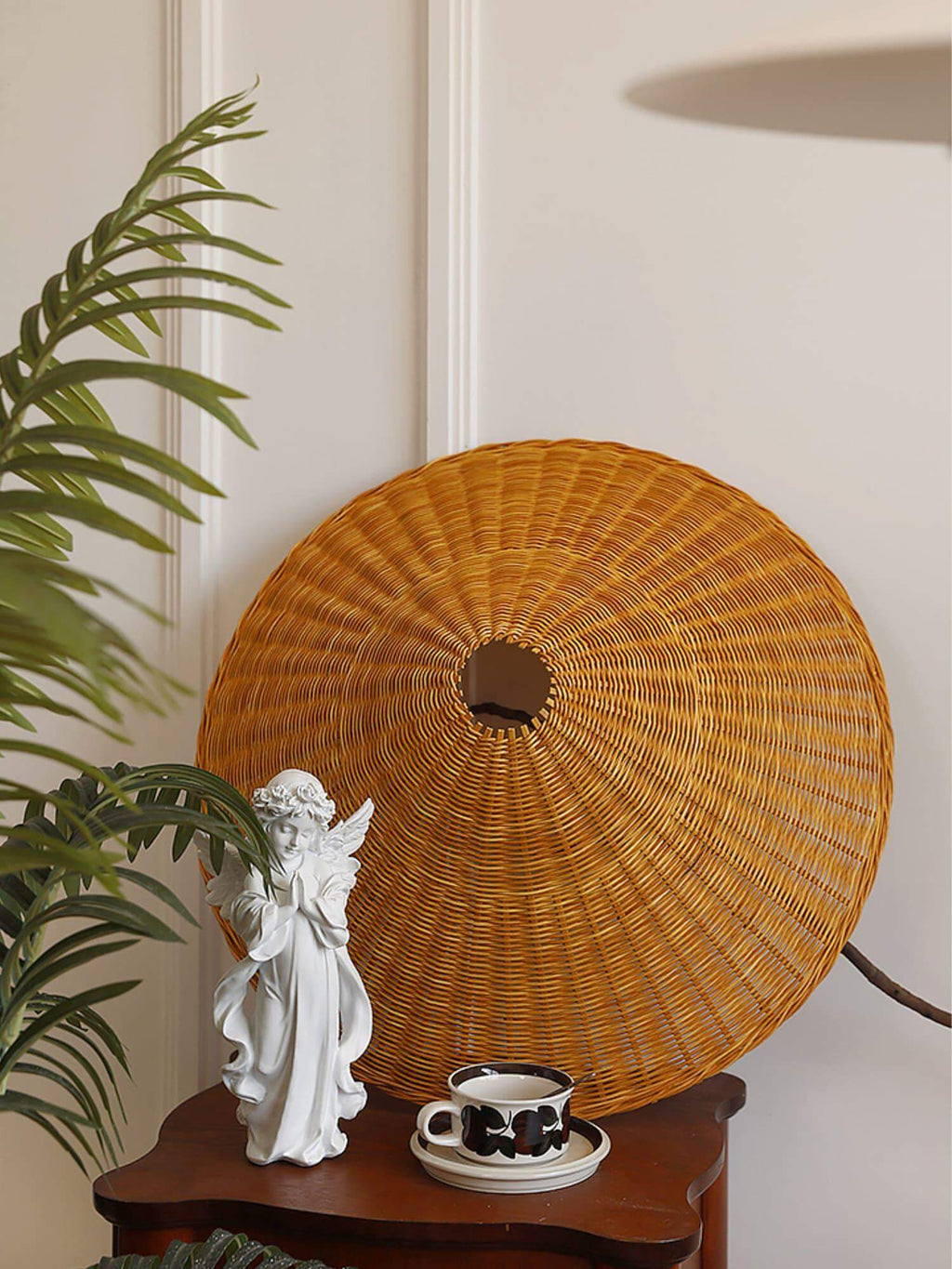 9602 Floor Lamp