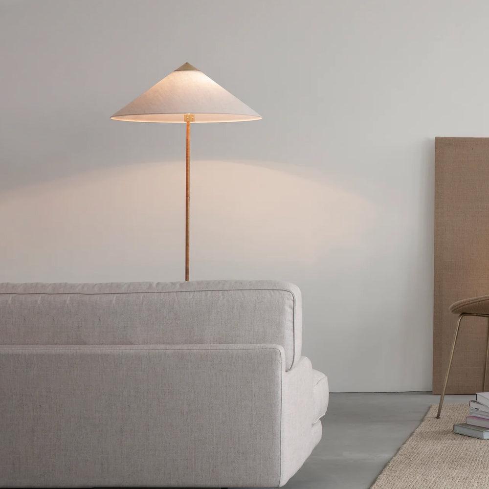 9602 Floor Lamp