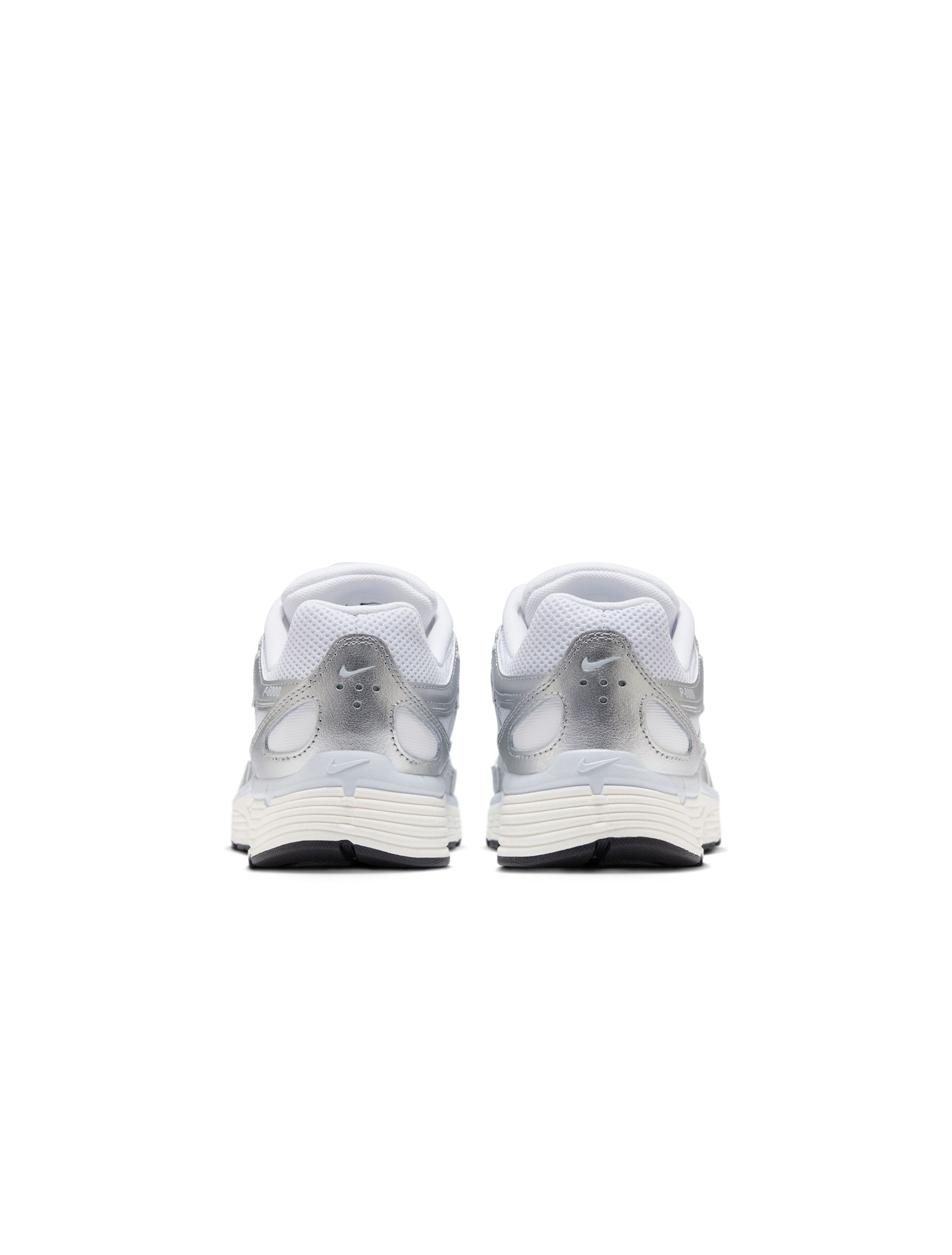 Nike Womens P-6000 - White/Metallic Silver