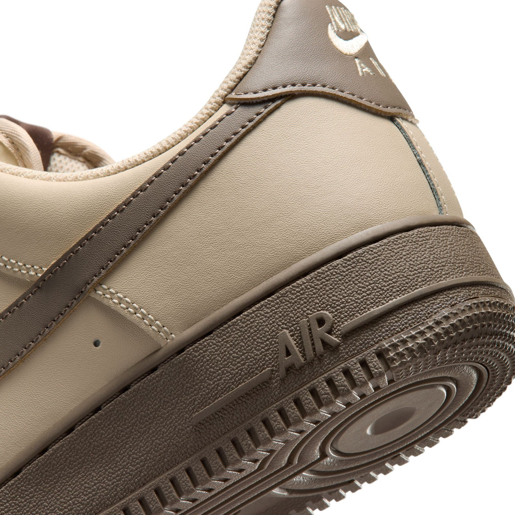Nike Mens Air Force 1 '07 - Rattan