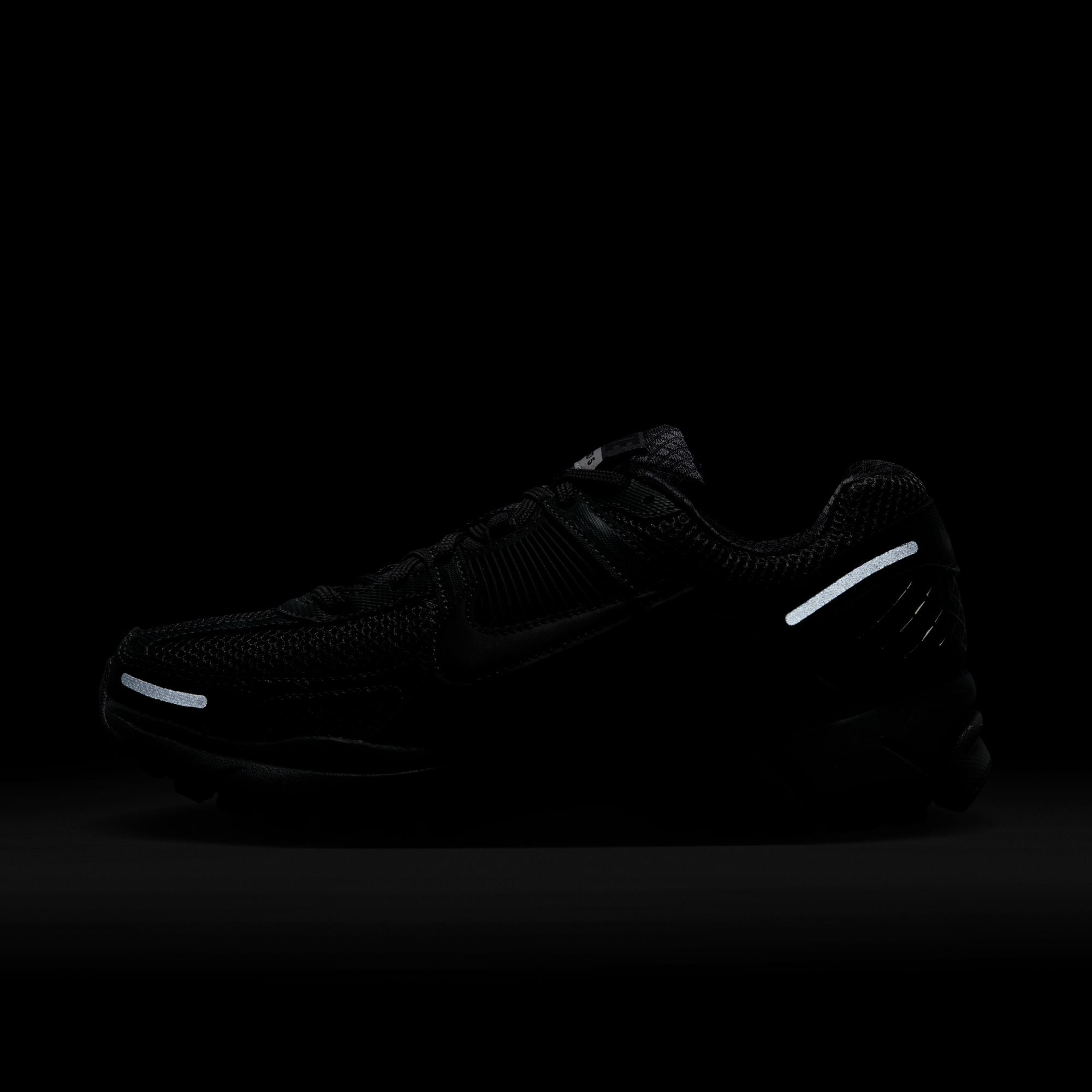 Nike Womens Zoom Vomero 5 - Black