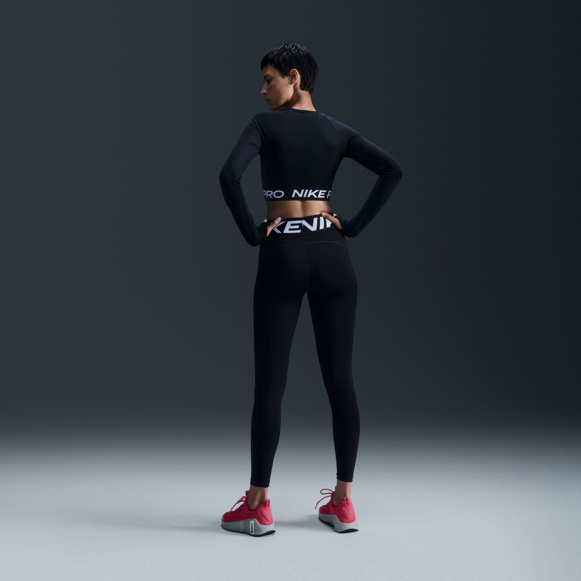 Nike Womens Pro Cropped Long Sleeve - Black White