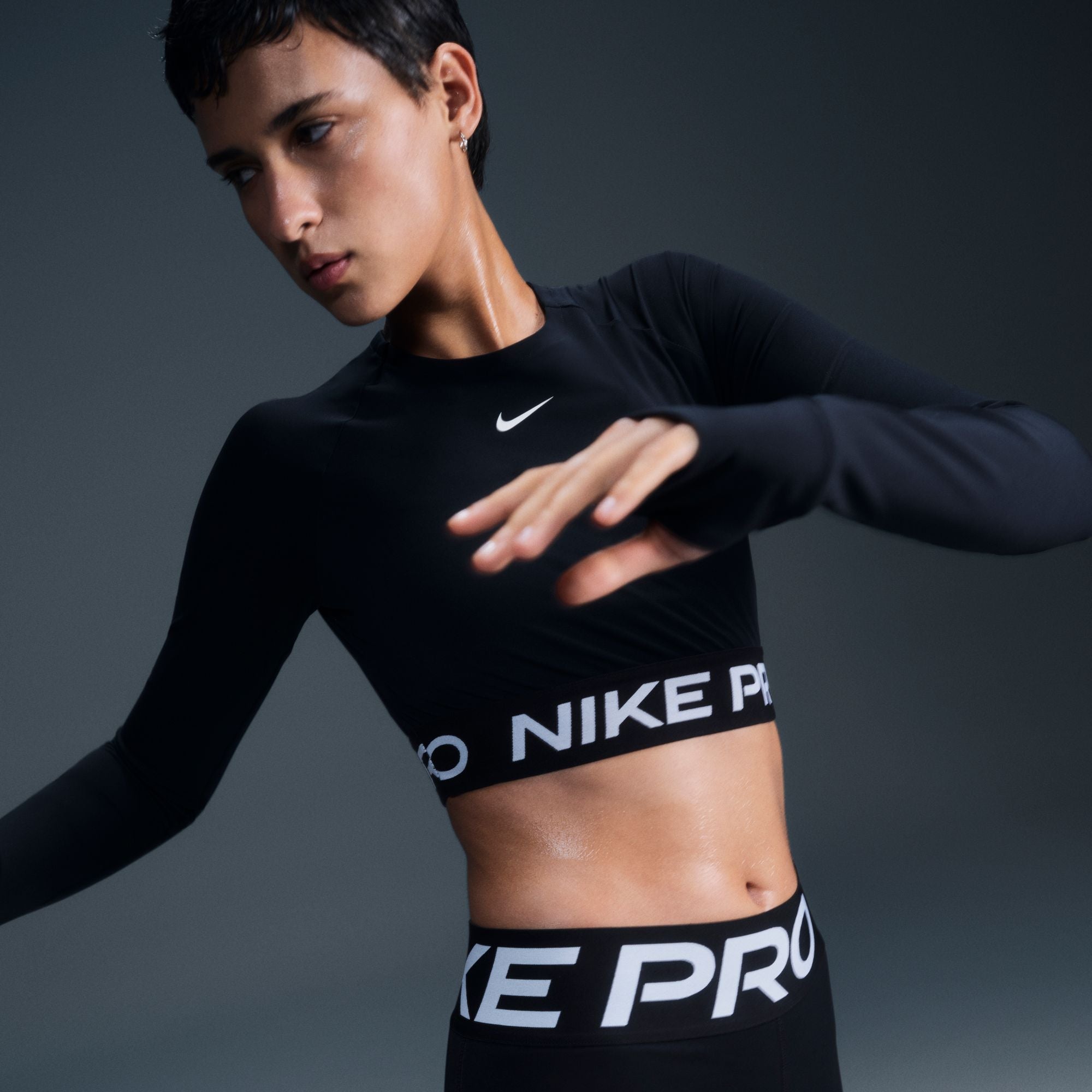 Nike Womens Pro Cropped Long Sleeve - Black White