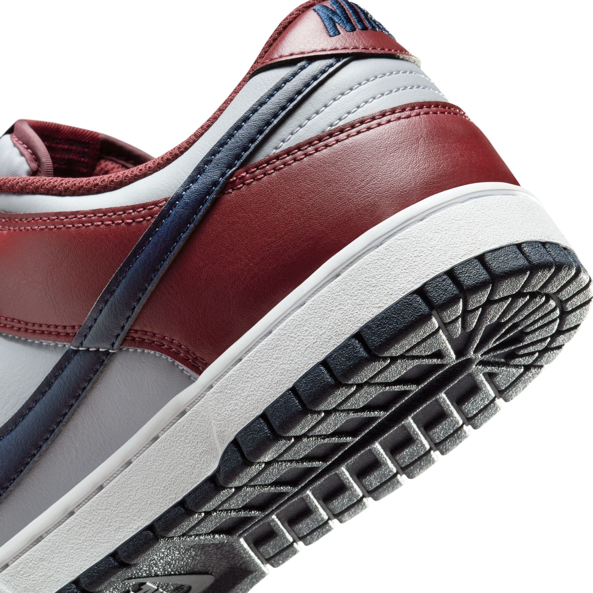 Nike Mens Dunk Low Retro - Wolf Grey/Team Red