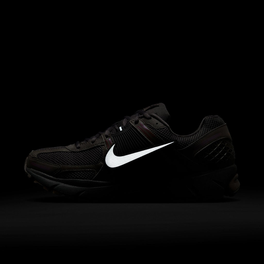 Nike Mens Zoom Vomero 5 - Cave Stone
