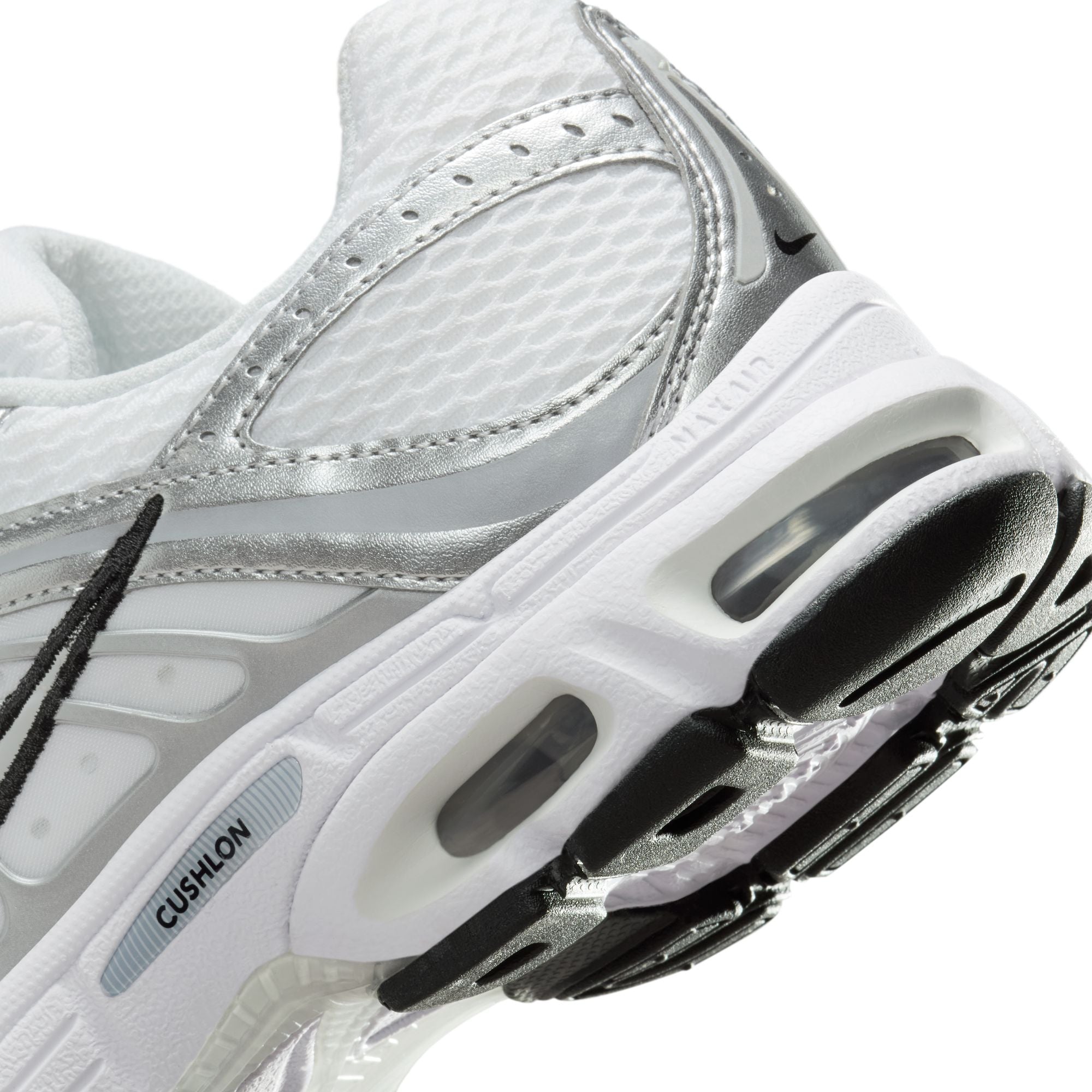 Nike Womens Air Max Moto 2K - White/Photon Dust