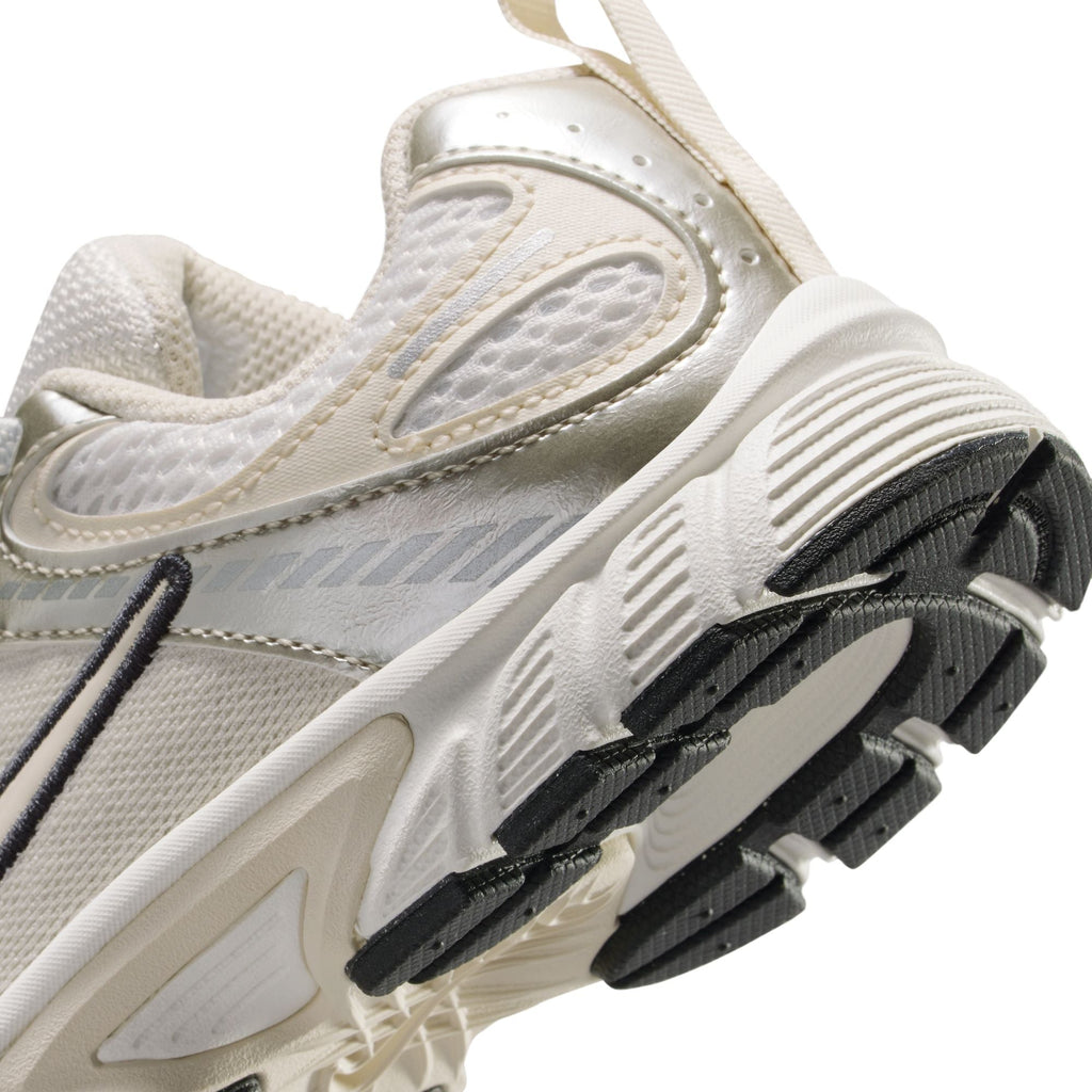 Nike (PS) V5 RNR - Summit White/Orewood Brown
