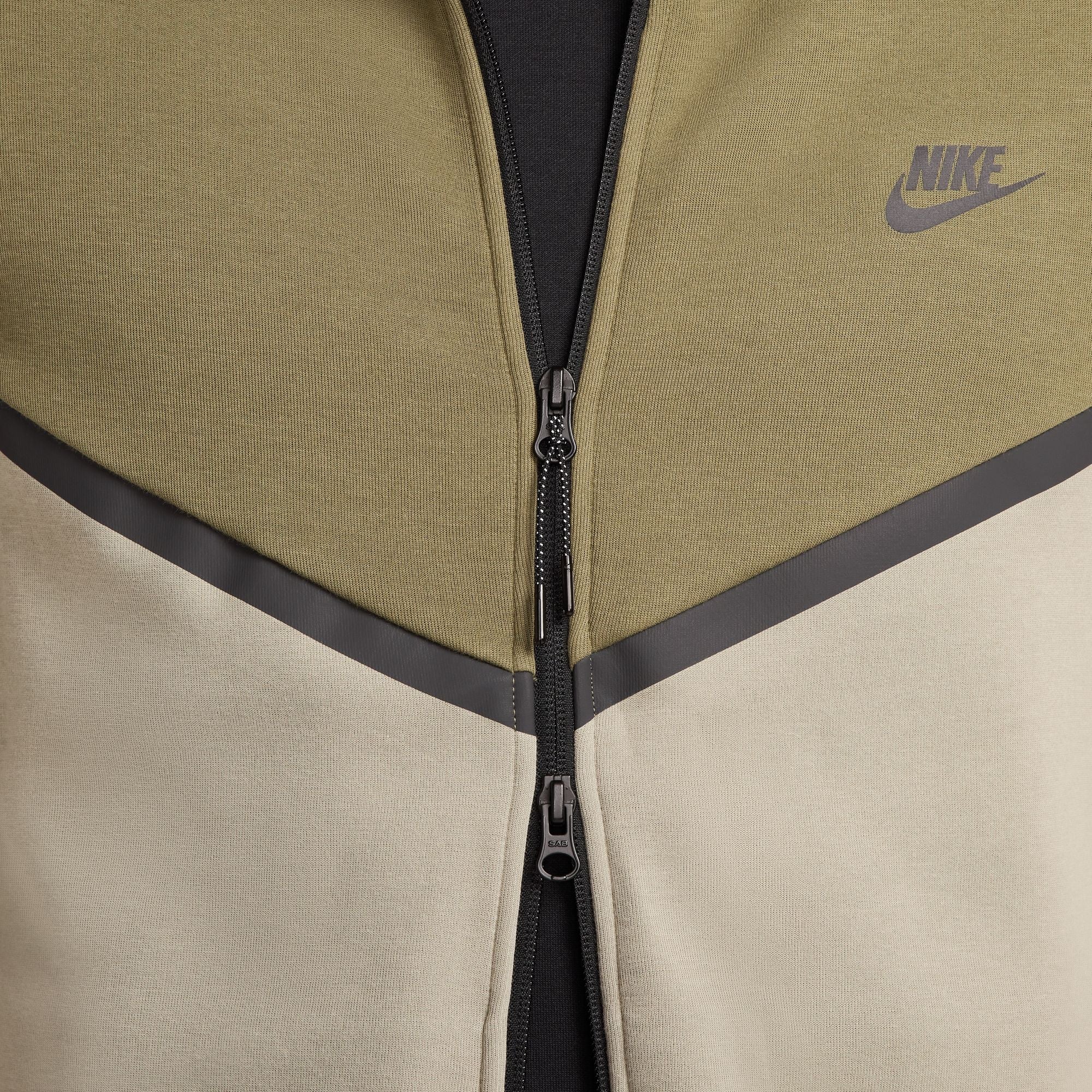 Nike Mens Tech Fleece Hoodie - Medium Olive/Light Army
