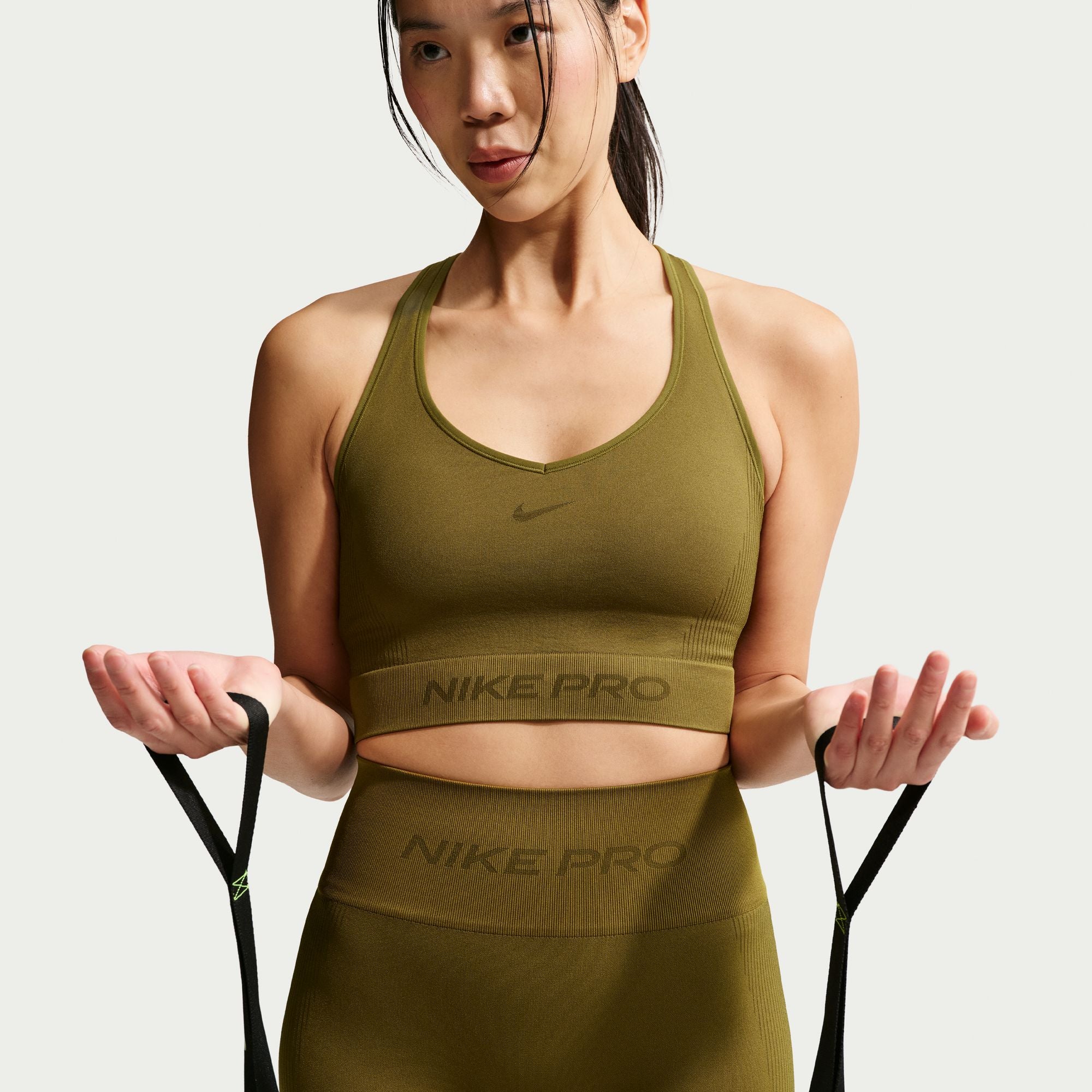 Nike Womens Pro Seamless Cropped Tank Top - Olive