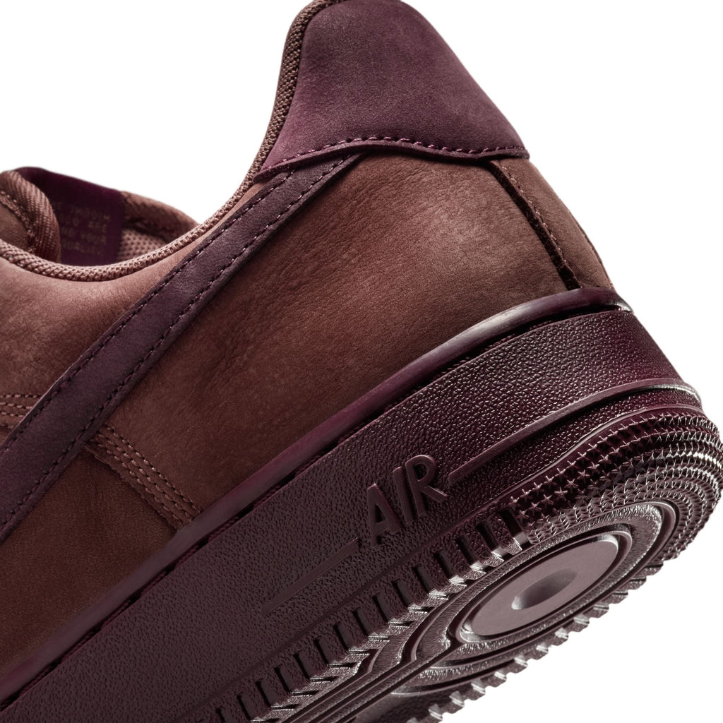 Nike Mens Air Force 1 Low Retro Premium - Red Sepia
