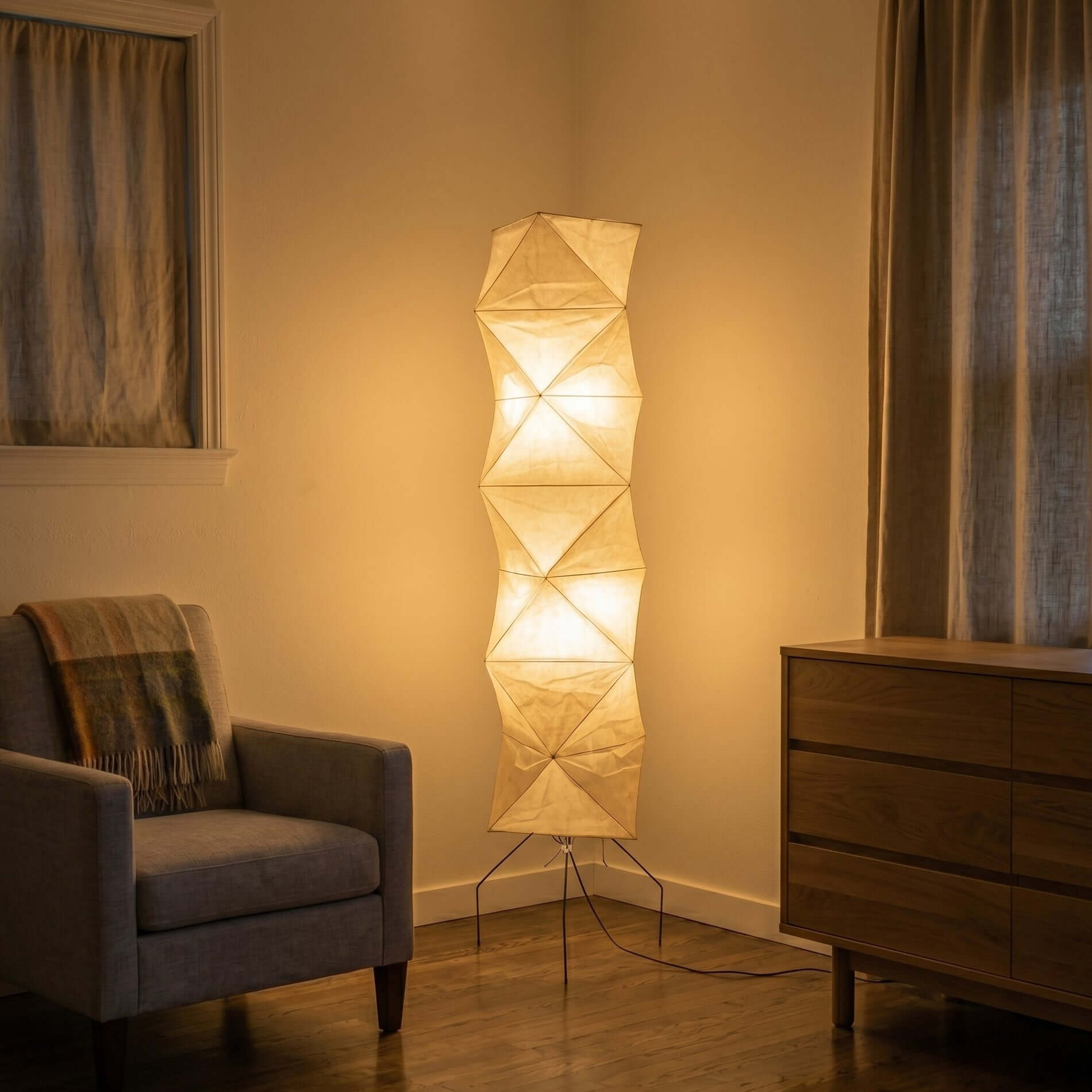 Akari UF4-L8 Floor Lamp