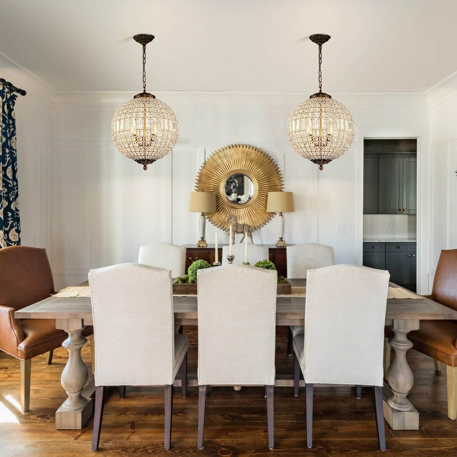 Amora Chandelier