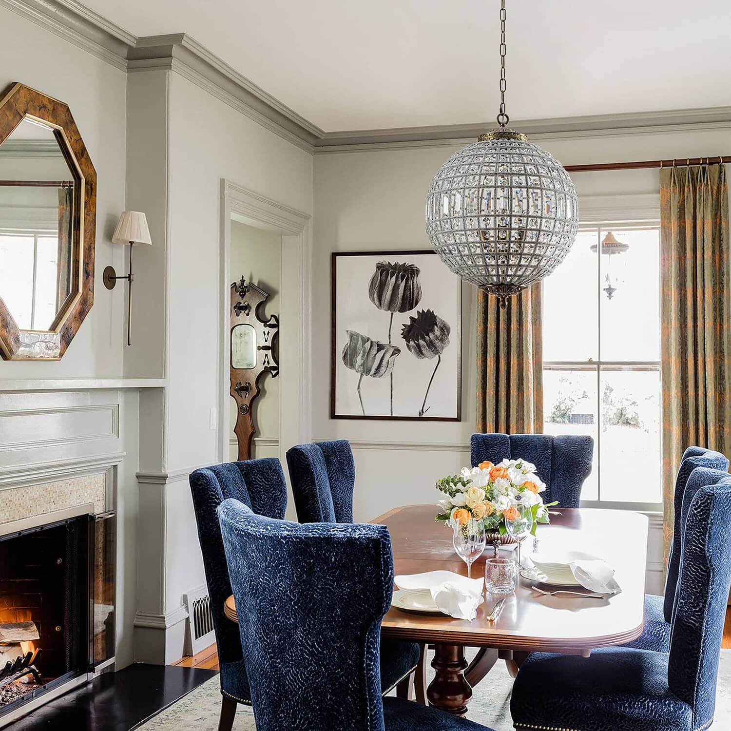 Amora Chandelier