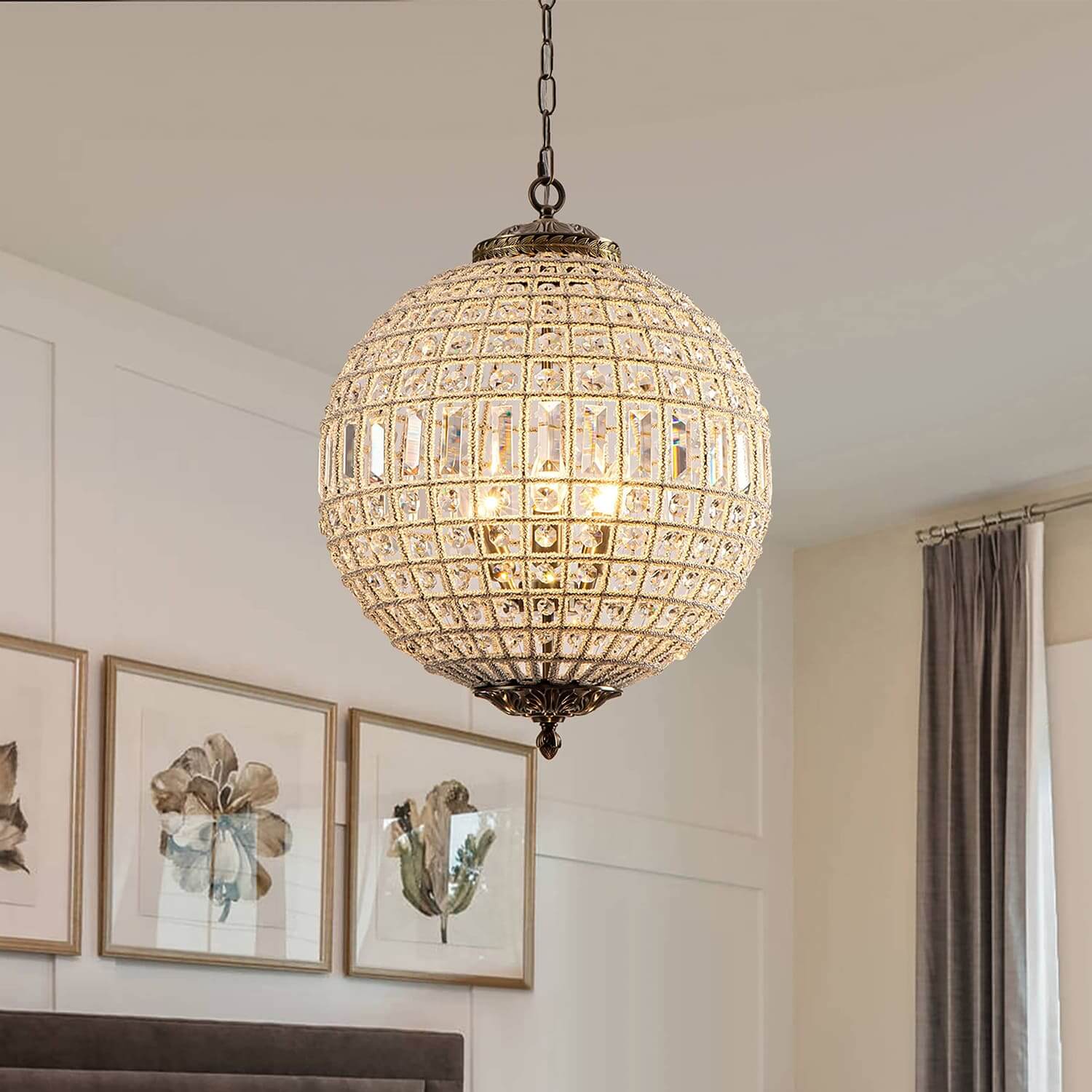 Amora Chandelier