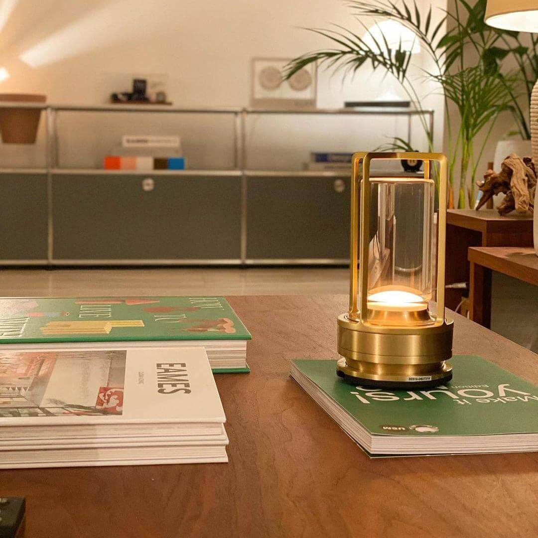Aura Gleam Table Lamp