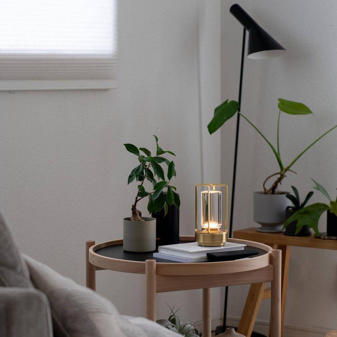Aura Gleam Table Lamp