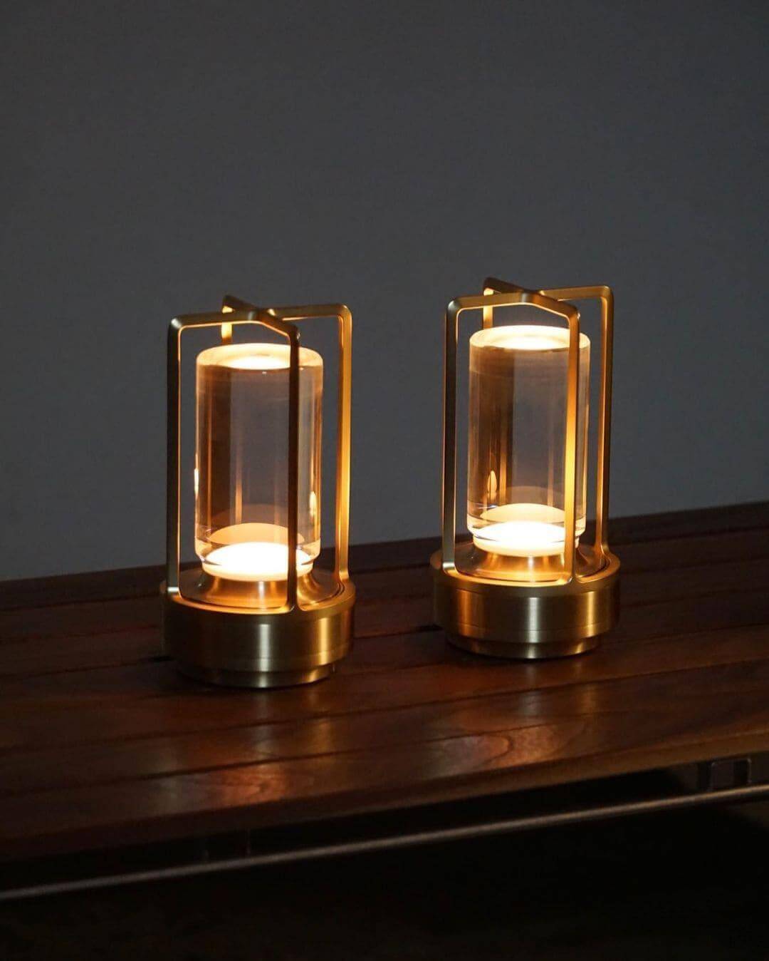 Aura Gleam Table Lamp