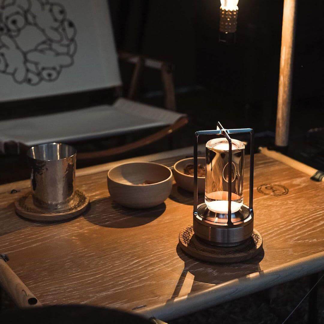 Aura Gleam Table Lamp