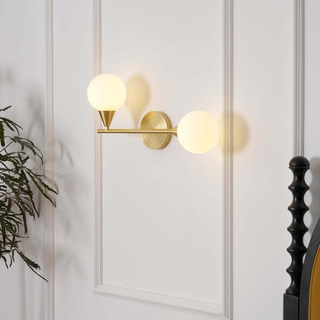 Averin Wall Lamp