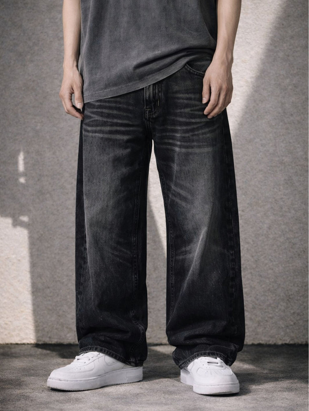 NOIR BAGGY DENIM