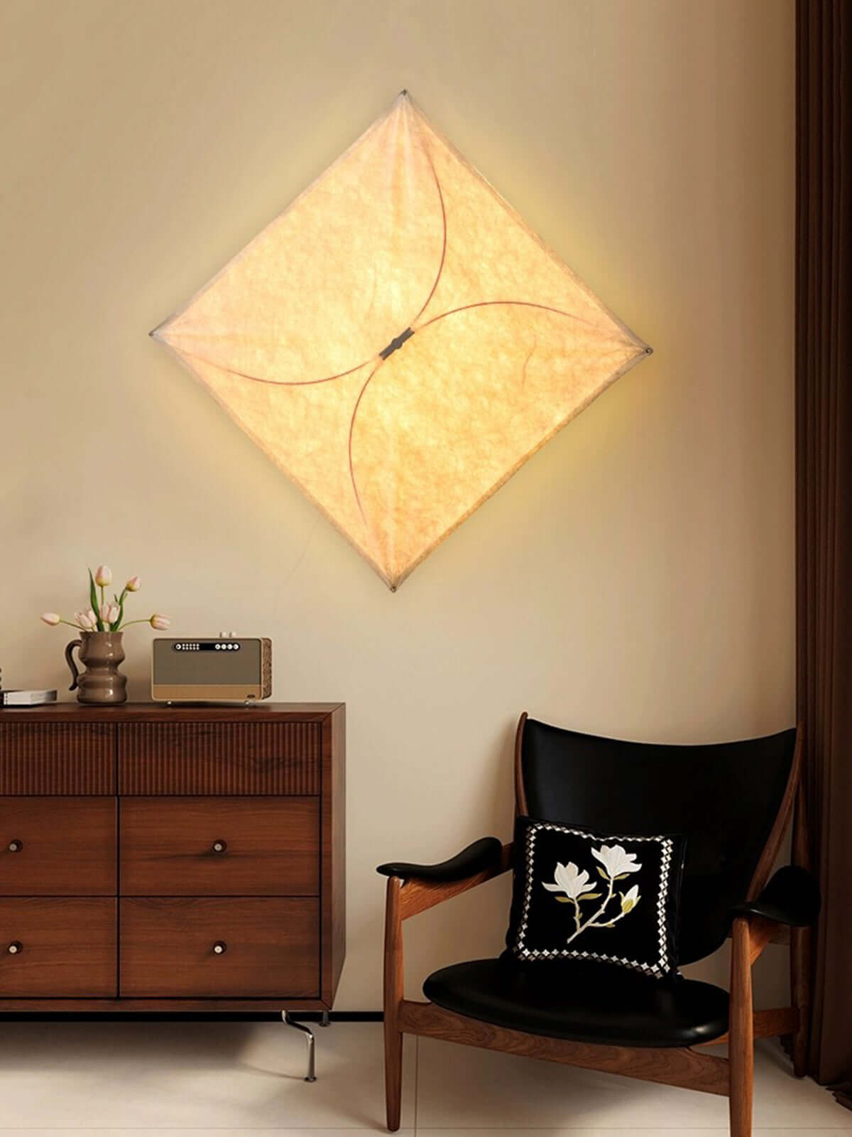 Camiryn Wall Lamp