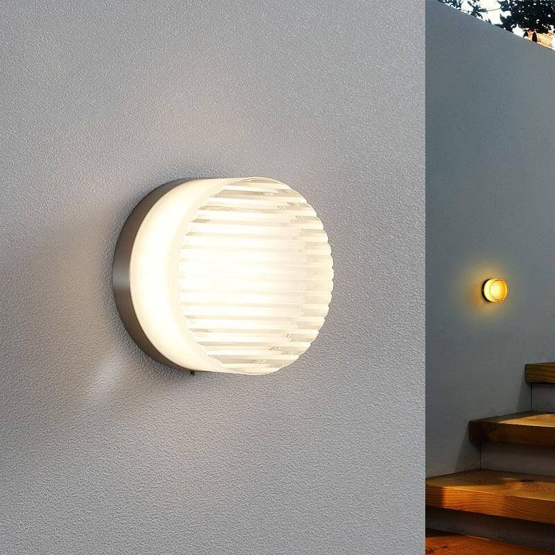 Crisp Wall Sconce