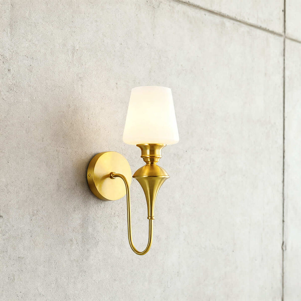 Delyra Wall Lamp