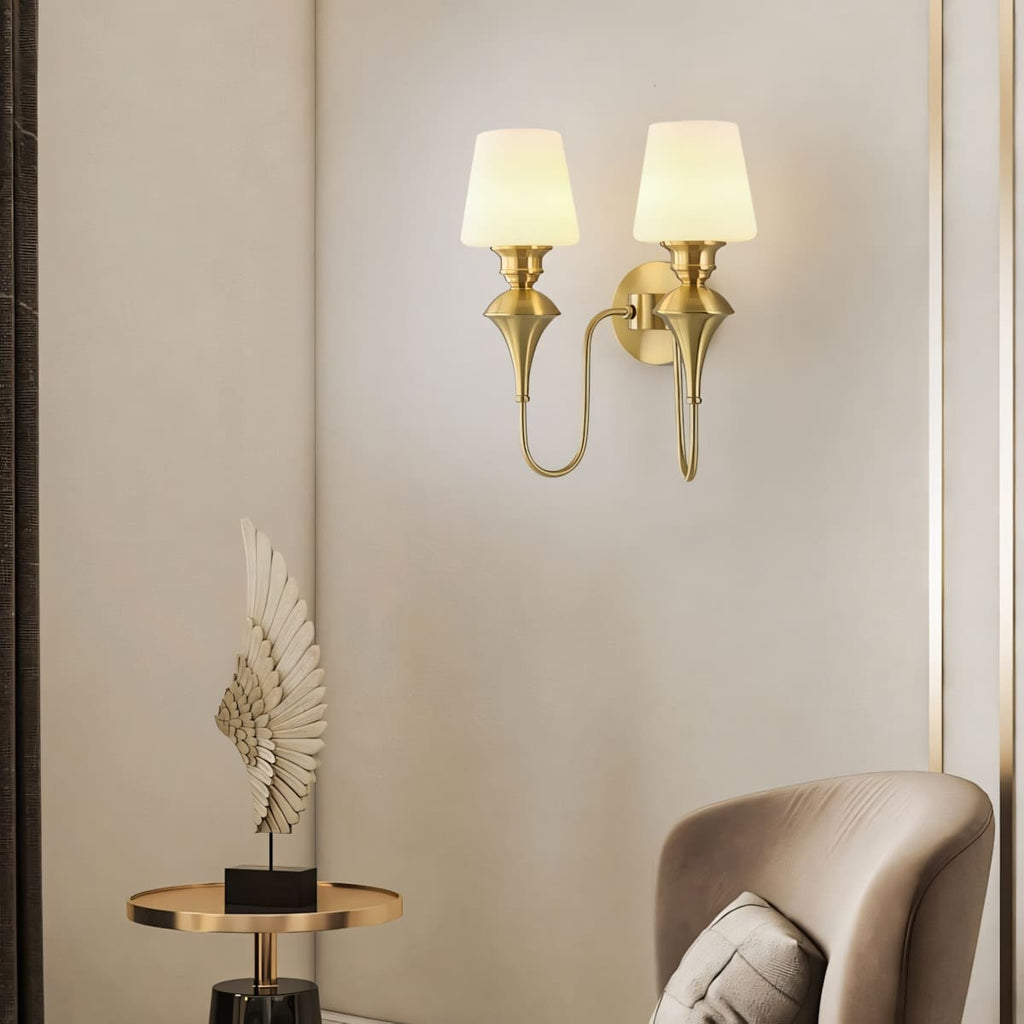 Delyra Wall Lamp