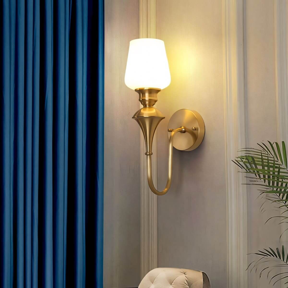 Delyra Wall Lamp