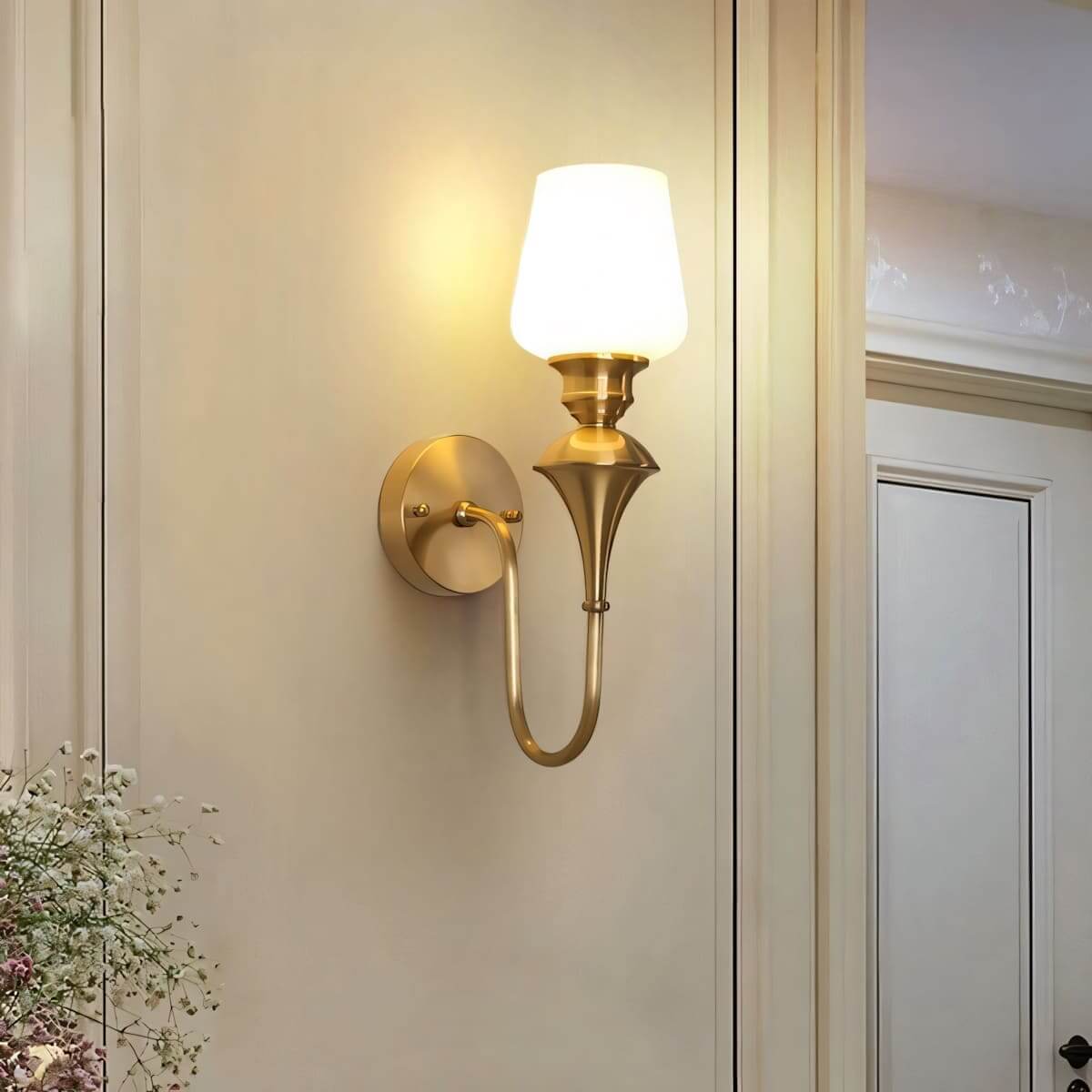 Delyra Wall Lamp