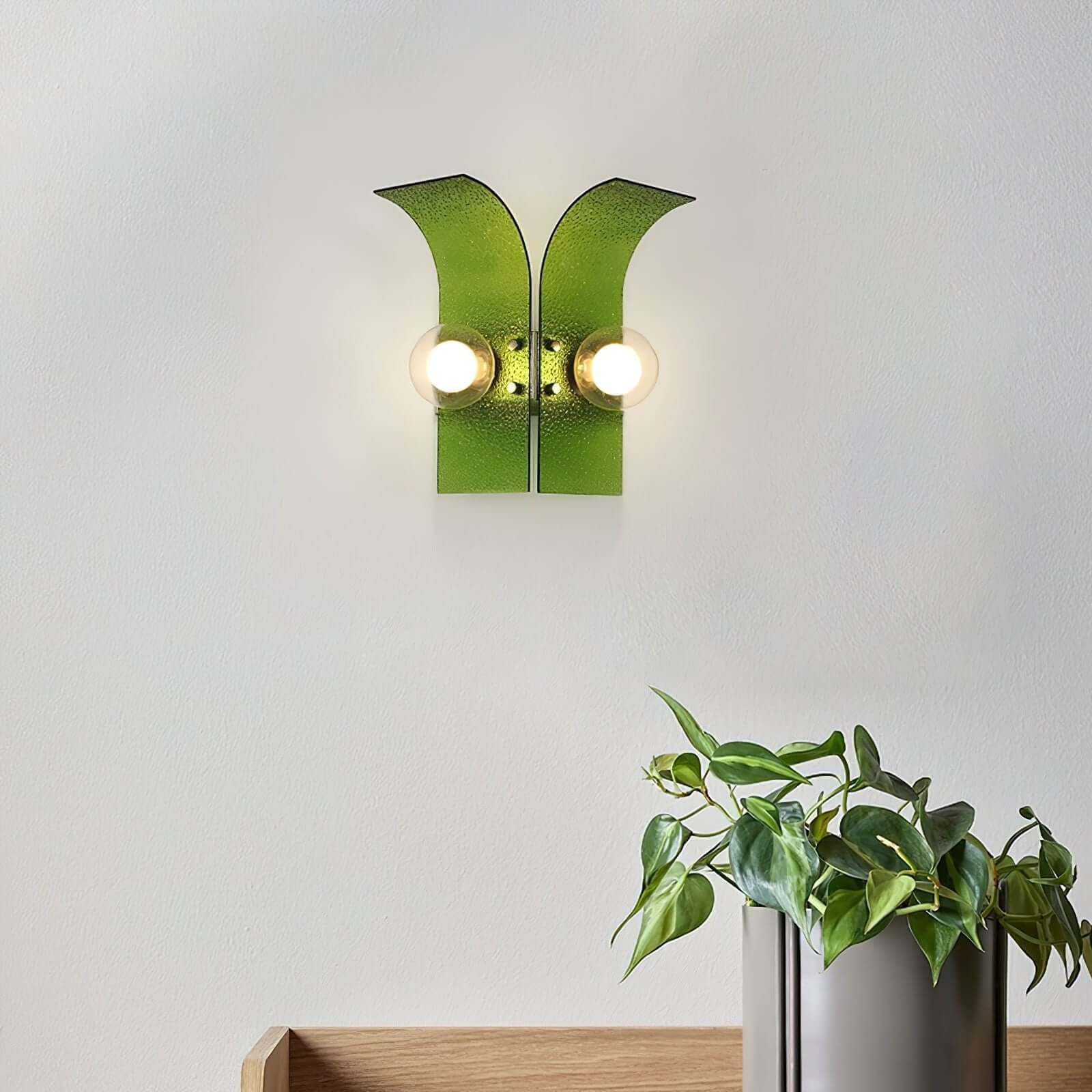 Deriva Wall Lamp